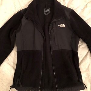 Black Northface - Women’s